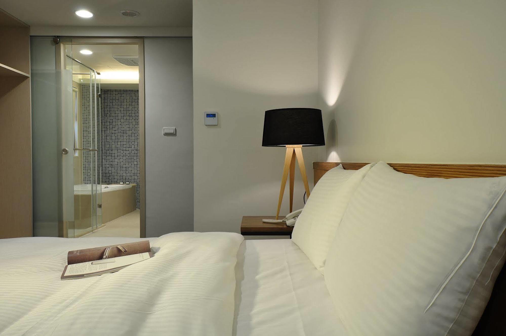 Sun Sweet Hotel Luodong Exterior photo